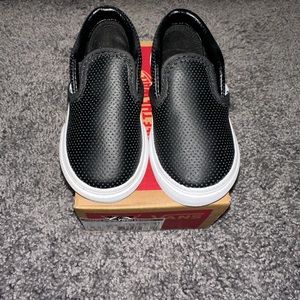 *Like New* Vans Toddler Slip on V - Perforated Leather Black Size 6